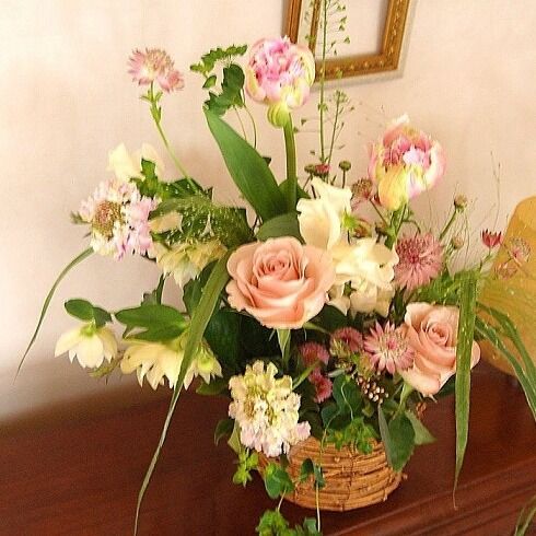 桜の便りも届いていますが、花冷えの季節ですね(^^)/

ゴールデンウィークまで春のゲレンデを楽しめる丸沼高原スキー場です。
今シーズンは、まだまだ雪がちらつく日々が続いており、ゲレンデコンディションも、ハイシーズンに近い状況です。皆さんのお出かけをお待ちしています(^^)/

リフレッシュ＆充電がてら、パワジオクラブのフラワーアレンジメント講習に参加してきました。
<a rel=